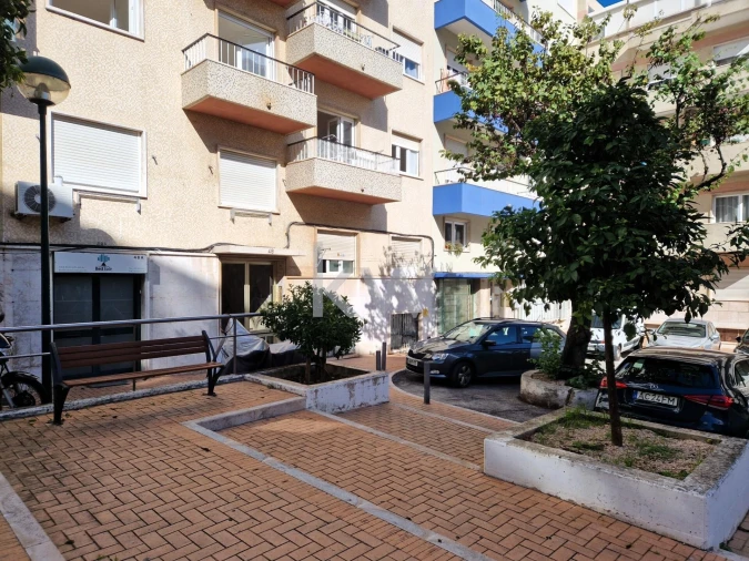 Apartamento T2 para Venda em Algés, Linda-A-Velha e Cruz Quebrada-Dafundo Foto 4