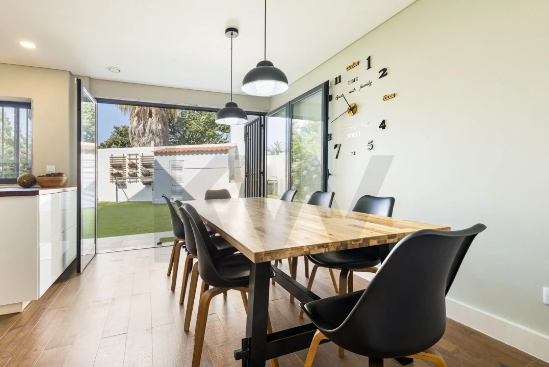 Moradia T3 para Venda em Barcarena Foto 7