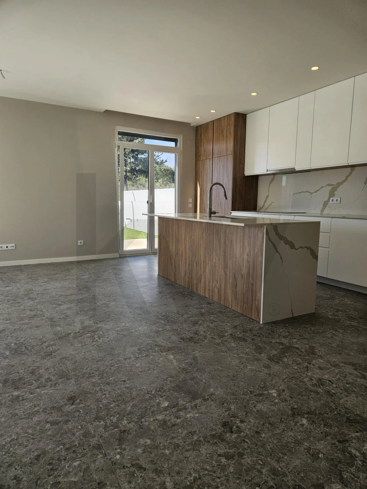 Moradia T4 para Venda em São João das Lampas e Terrugem Foto 7