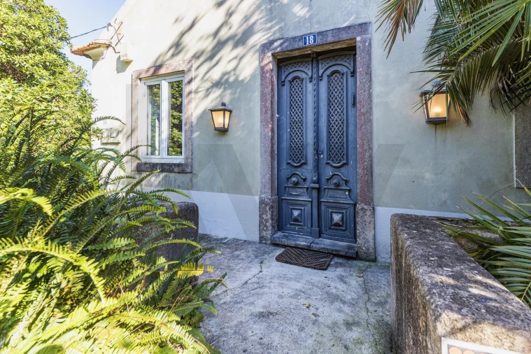 Moradia T4 para Venda em São João das Lampas e Terrugem Foto 2