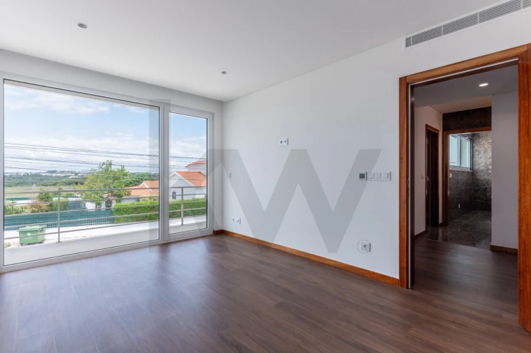 Moradia T4 para Venda em Santa Maria e São Miguel, São Martinho, São Pedro Penaferrim Foto 18