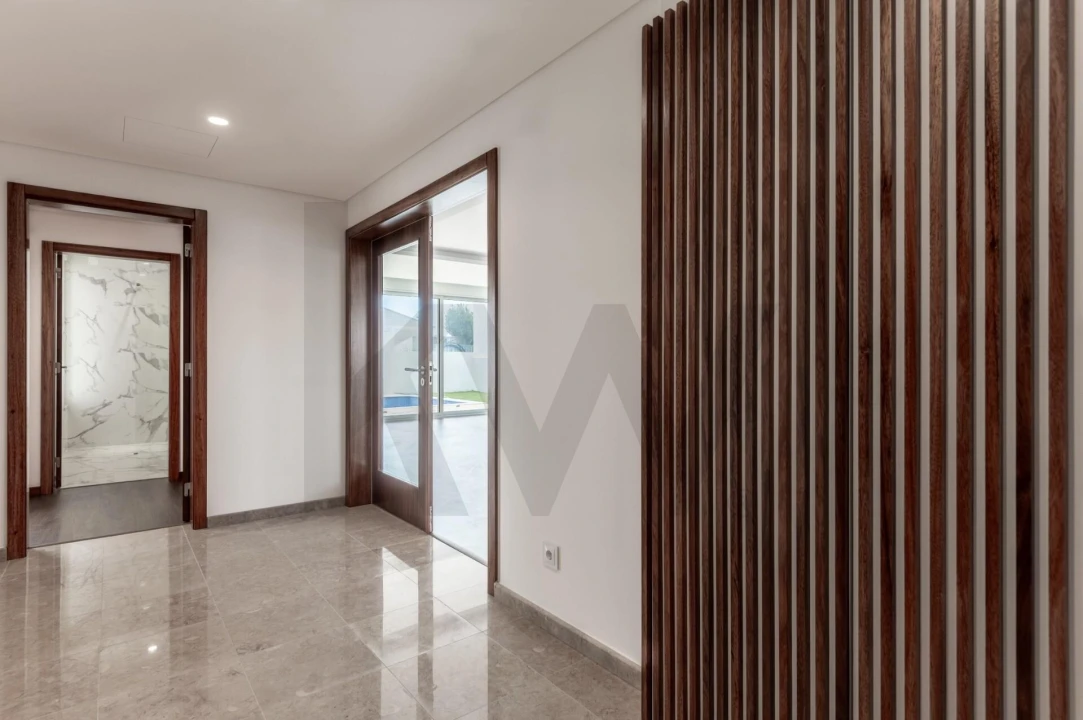 Moradia T4 para Venda em Santa Maria e São Miguel, São Martinho, São Pedro Penaferrim Foto 15