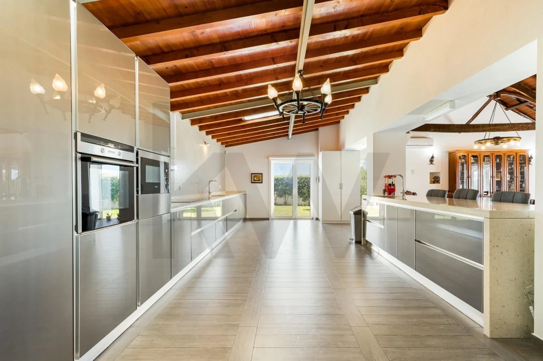 Moradia T4 para Venda em São Pedro da Cadeira Foto 8