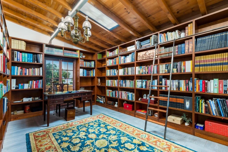 Moradia T4 para Venda em São Pedro da Cadeira Foto 24