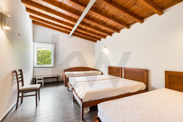 Moradia T4 para Venda em São Pedro da Cadeira Foto 17