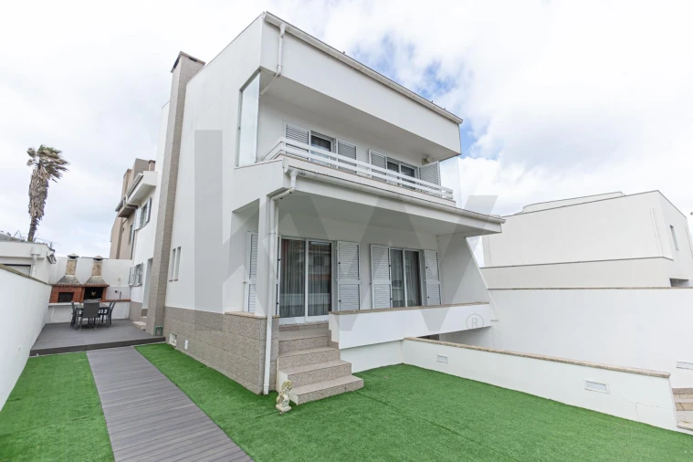 Moradia T3 para Venda em Perafita, Lavra e Santa Cruz do Bispo Foto 5