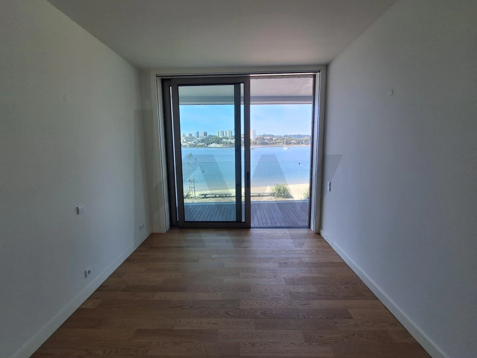 Apartamento T1 para Arrendamento em Canidelo Foto 4