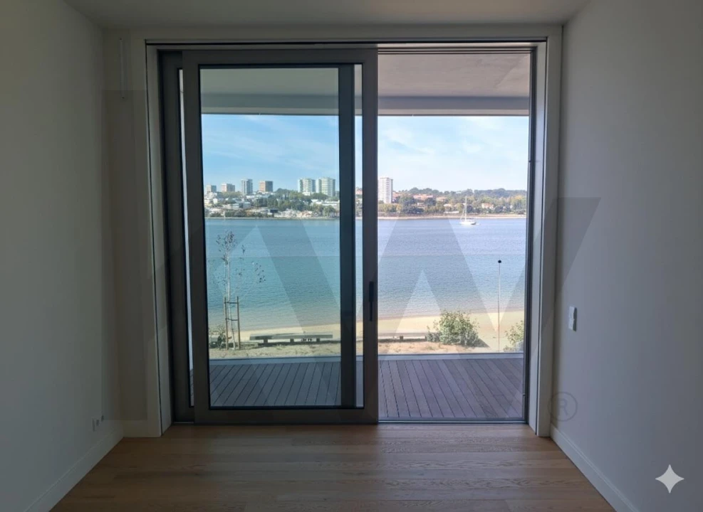 Apartamento T1 para Arrendamento em Canidelo Foto 1