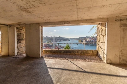 Moradia T3 para Venda em Santa Marinha e São Pedro da Afurada