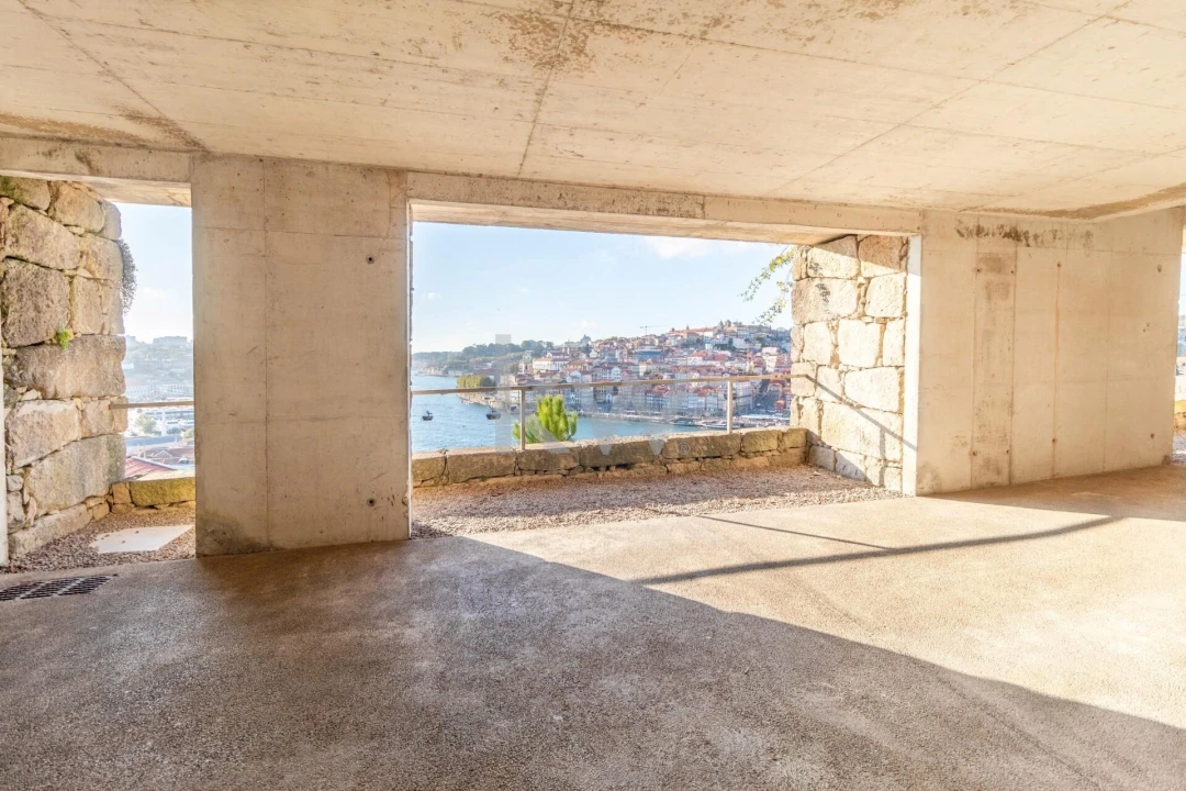 Moradia T3 para Venda em Santa Marinha e São Pedro da Afurada Foto 52