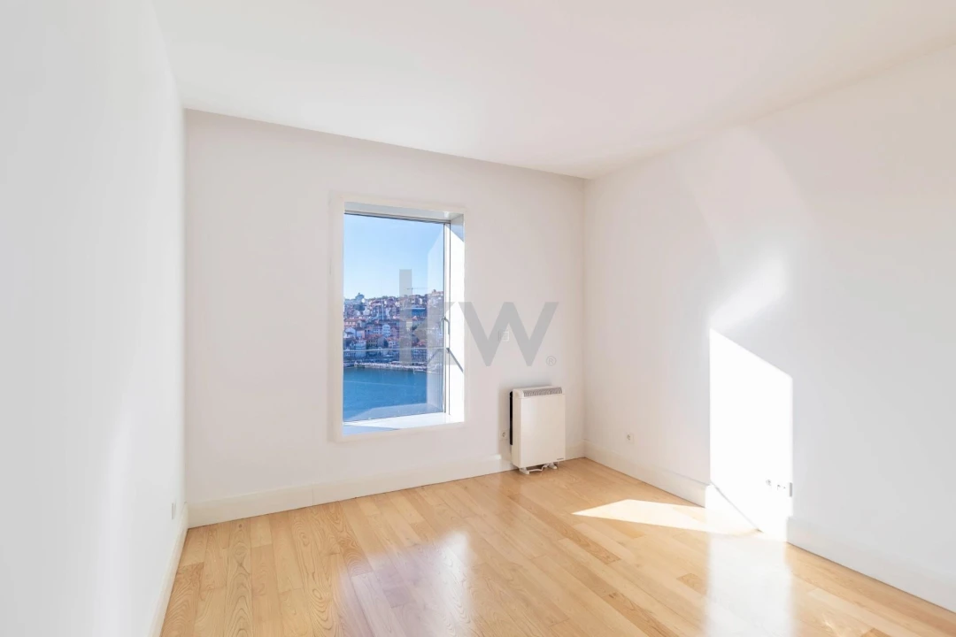 Moradia T3 para Venda em Santa Marinha e São Pedro da Afurada Foto 35