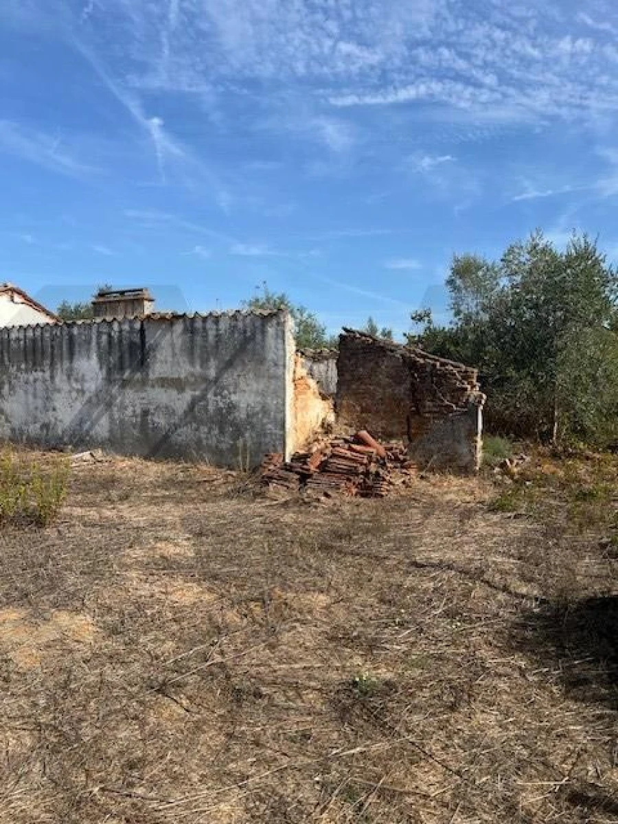 Moradia T2 para Venda em Couço Foto 3