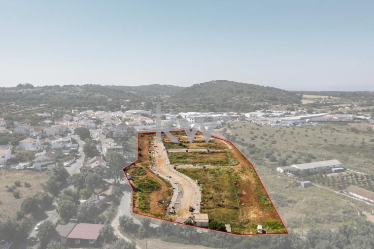 Terreno para Venda em Santiago do Cacém, Santa Cruz e São Bartolomeu da Serra Foto 2