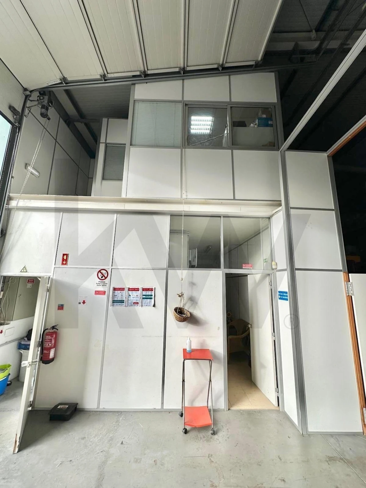 Armazém para Venda em Seixal, Arrentela e Aldeia de Paio Pires Foto 9