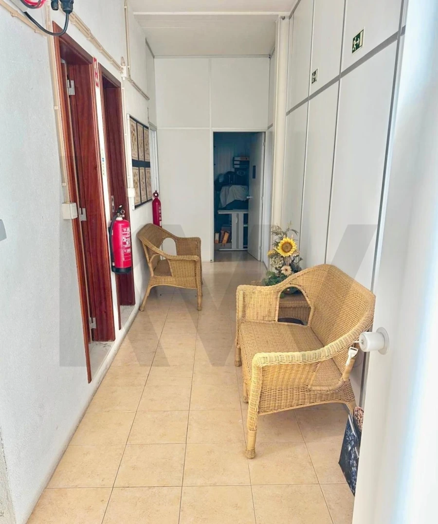 Armazém para Venda em Seixal, Arrentela e Aldeia de Paio Pires Foto 36