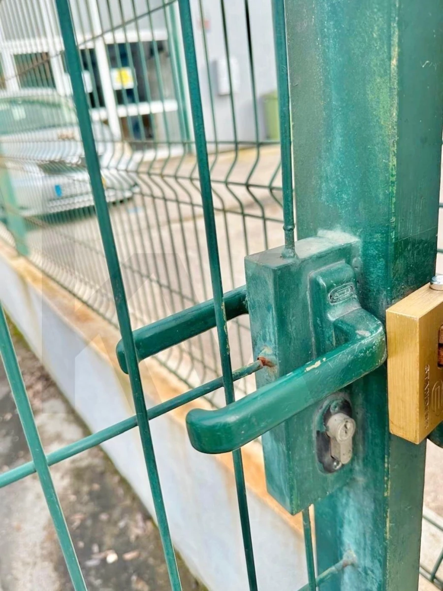 Armazém para Venda em Seixal, Arrentela e Aldeia de Paio Pires Foto 38