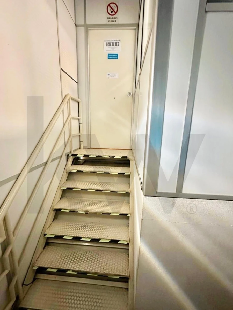 Armazém para Venda em Seixal, Arrentela e Aldeia de Paio Pires Foto 10