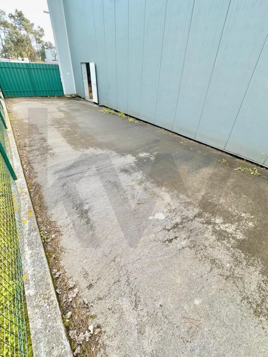 Armazém para Venda em Seixal, Arrentela e Aldeia de Paio Pires Foto 35
