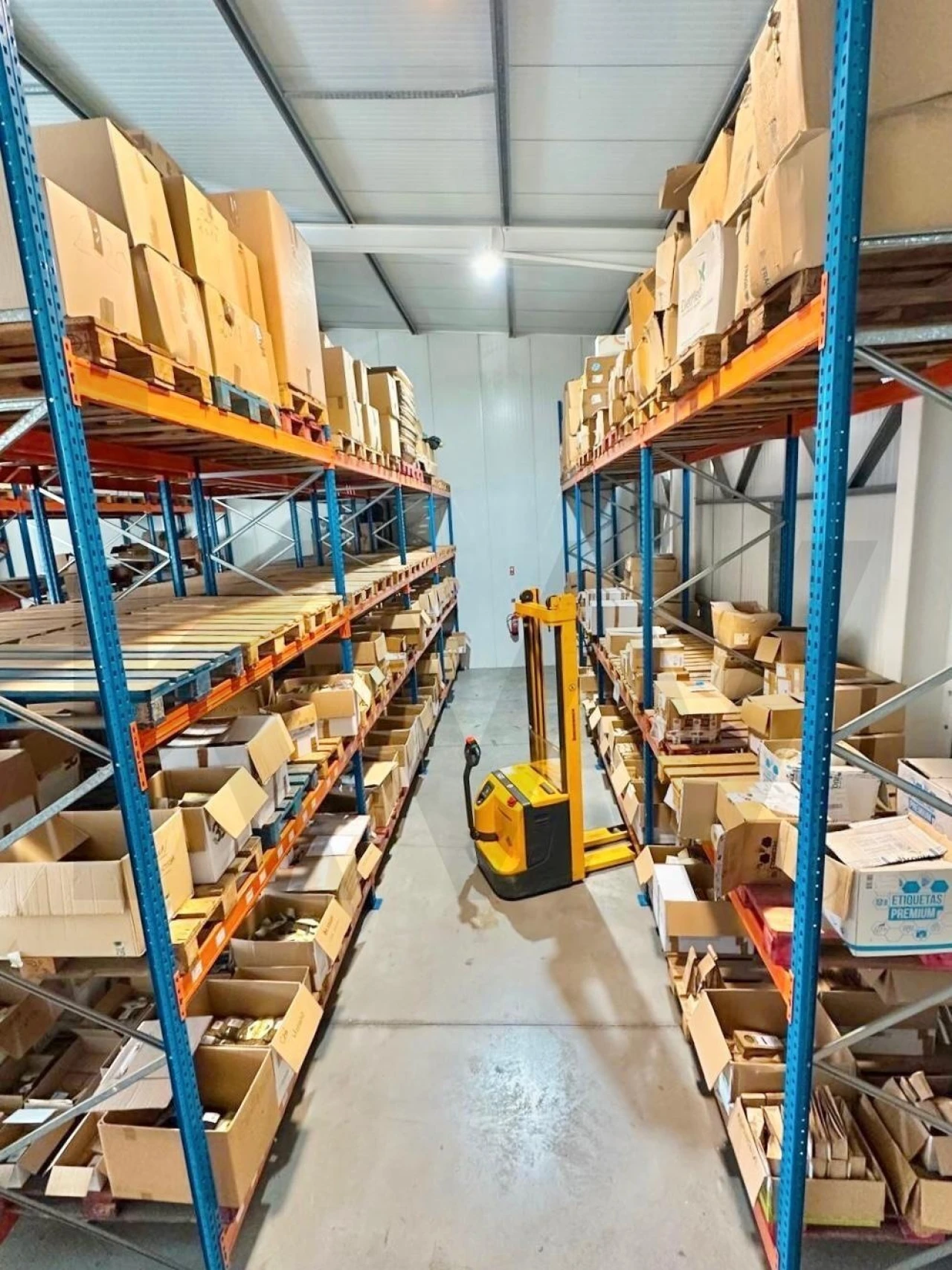 Armazém para Venda em Seixal, Arrentela e Aldeia de Paio Pires Foto 18