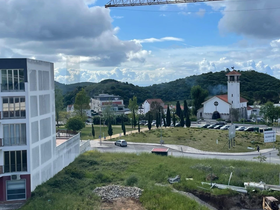 Apartamento T3 para Venda em Sesimbra (Castelo) Foto 2