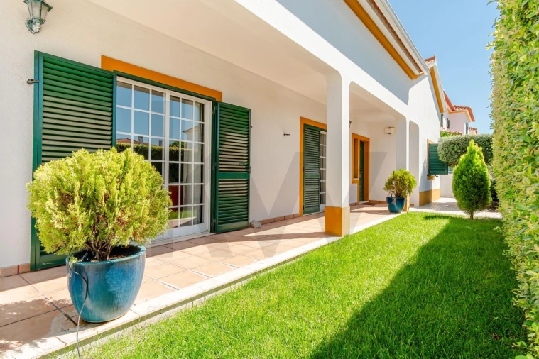 Moradia T3 para Arrendamento em Azeitão (São Lourenço e São Simão) Foto 6