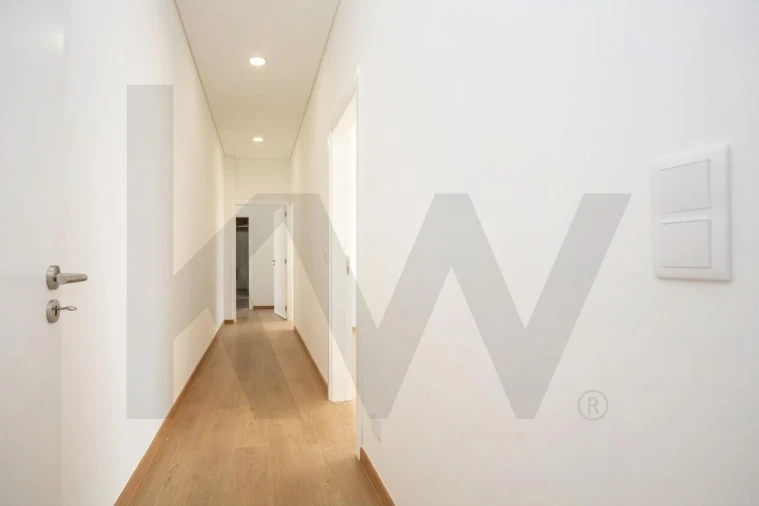 Moradia T4 para Venda em Azeitão (São Lourenço e São Simão) Foto 6