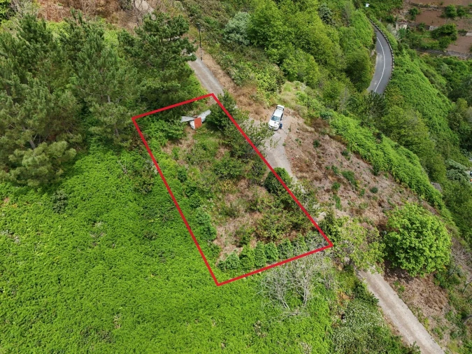 Terreno para Venda em Estreito de Camara de Lobos Foto 9