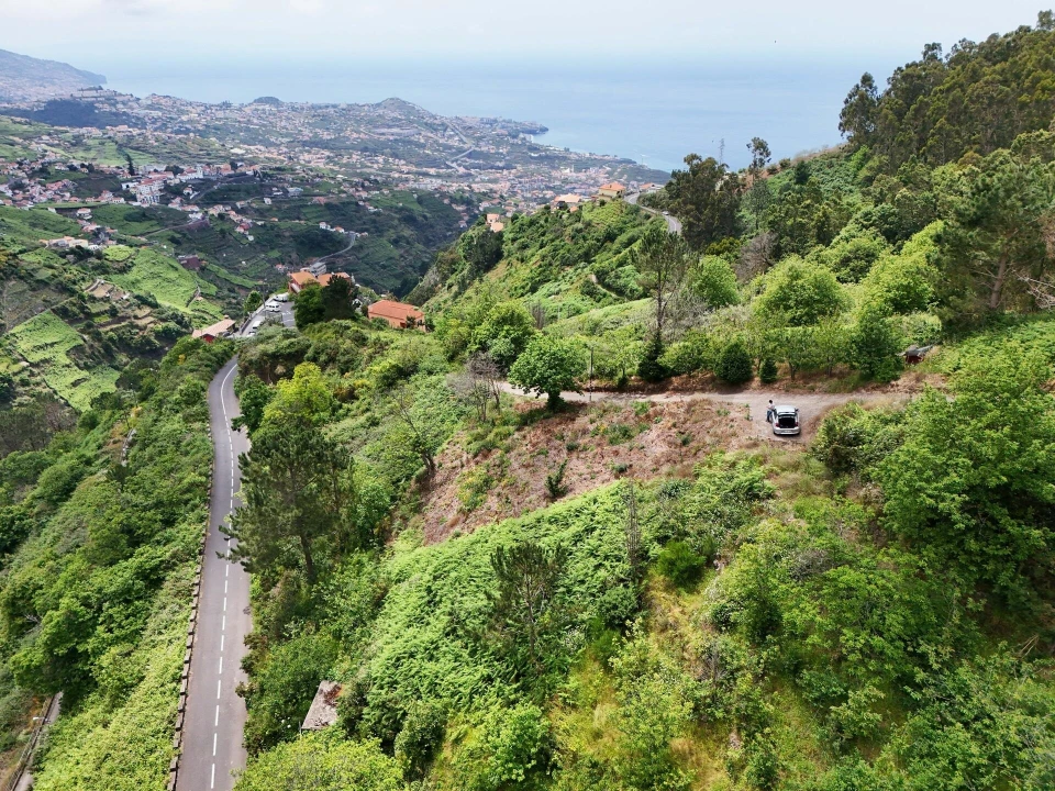 Terreno para Venda em Estreito de Camara de Lobos Foto 2