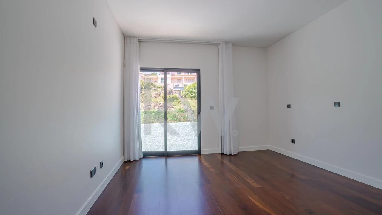Moradia T3 para Venda em Santo Antonio Foto 47