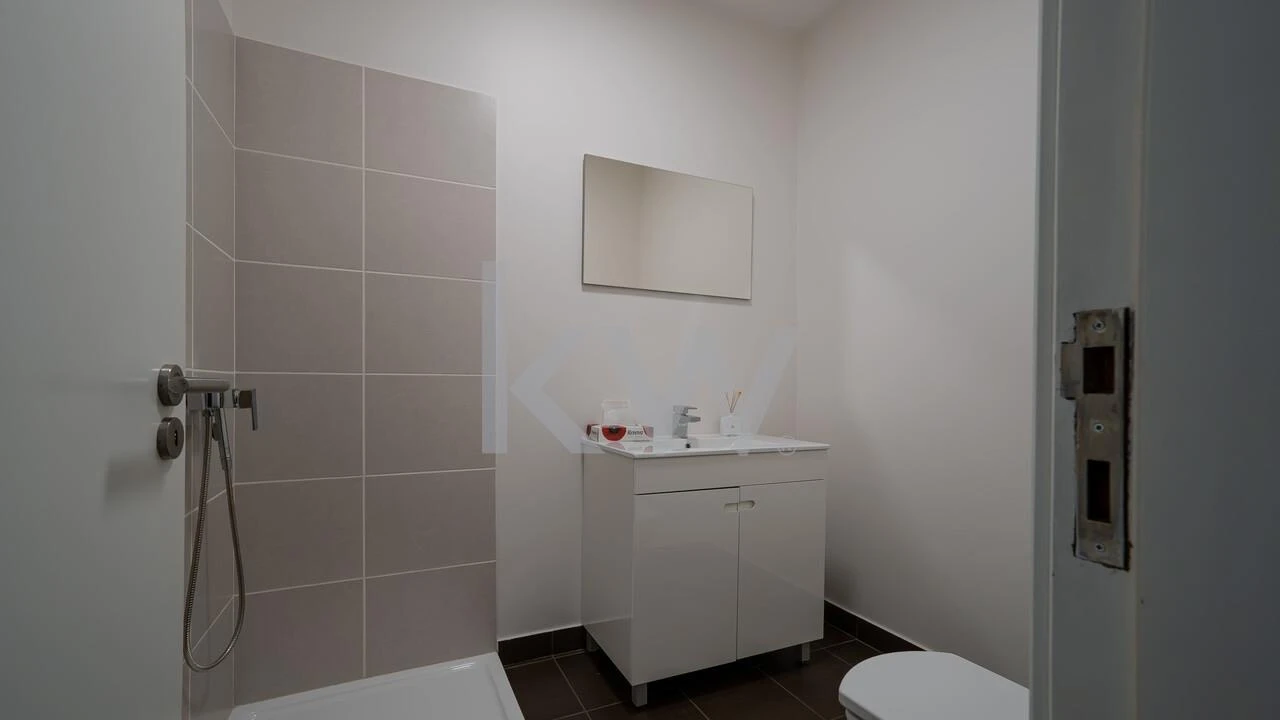 Moradia T3 para Venda em Santo Antonio Foto 18