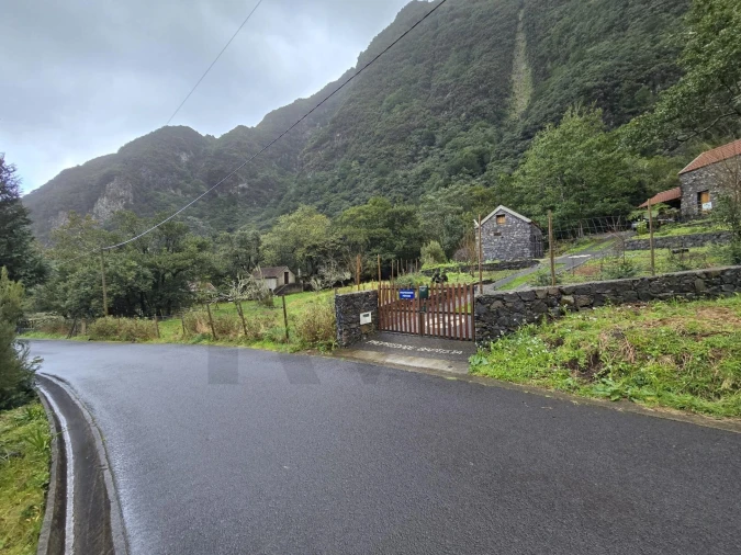 Prédio para Venda em Seixal Foto 9