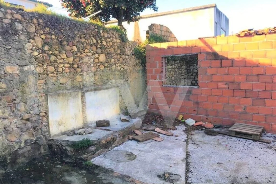 Moradia T2 para Venda em Semide e Rio Vide Foto 10