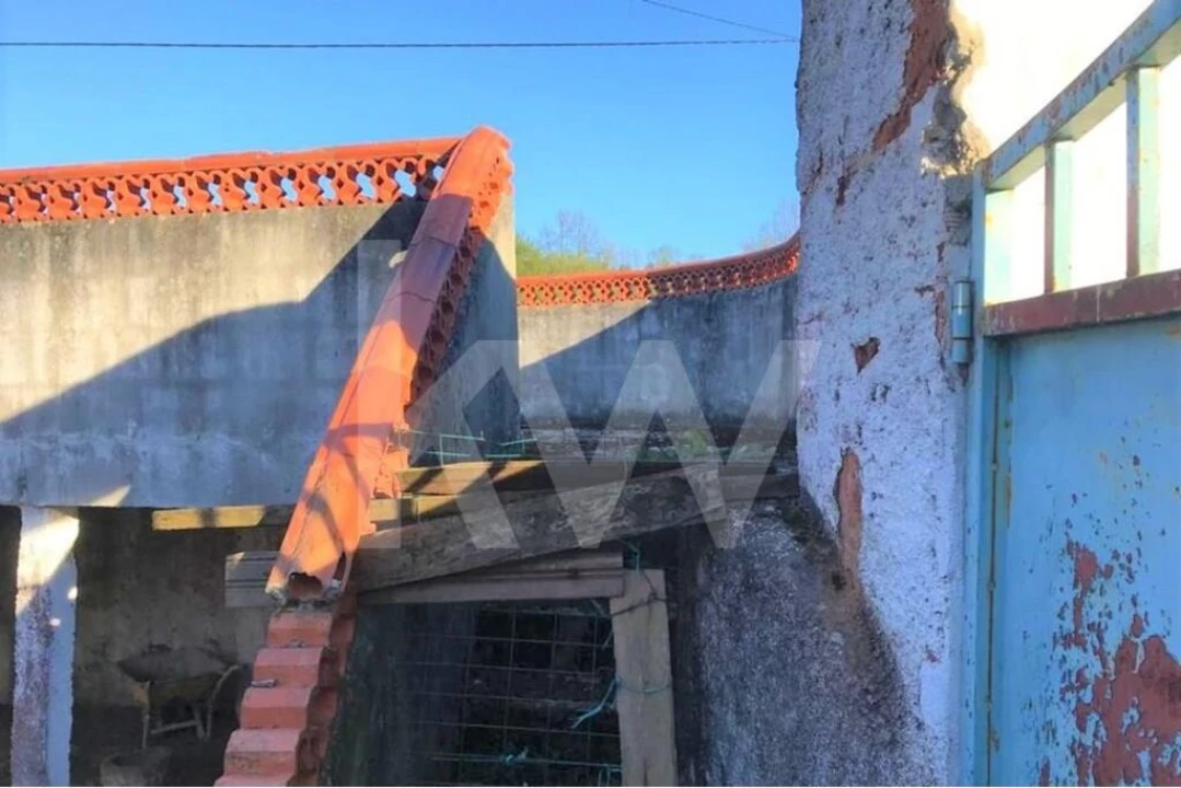 Moradia T2 para Venda em Semide e Rio Vide Foto 5