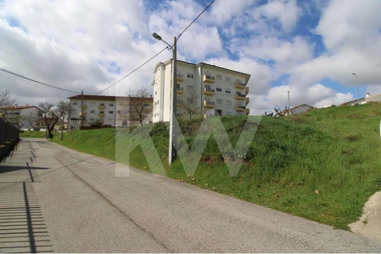 Terreno para Venda em Soure Foto 9