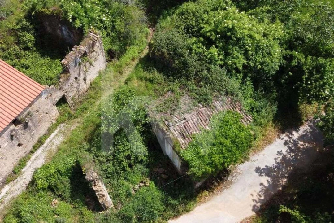 Moradia T2 para Venda em Vila Nova Foto 10