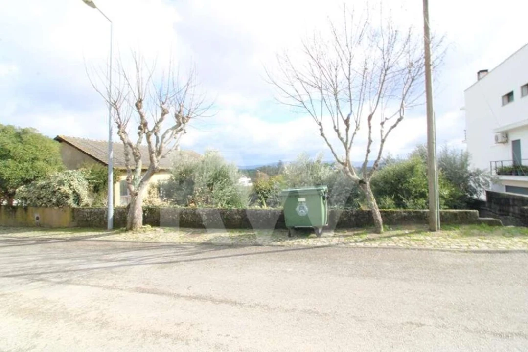 Terreno para Venda em Soure Foto 7