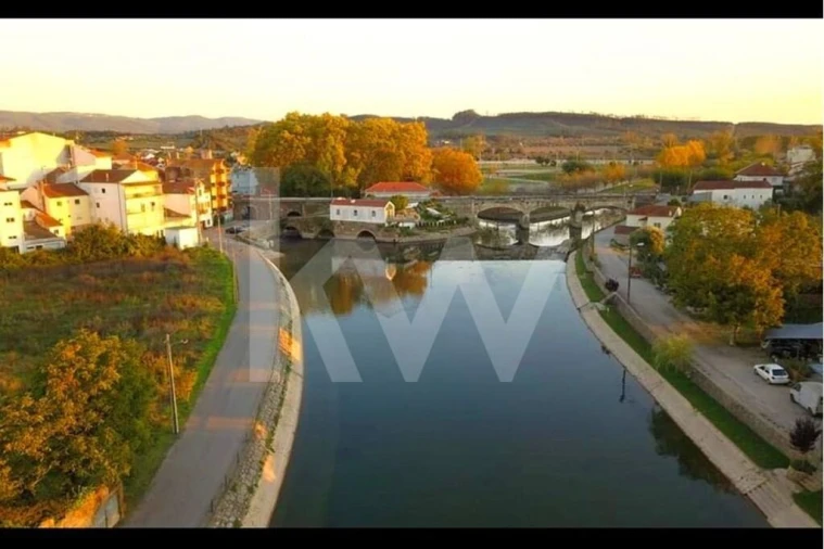 Terreno para Venda em Soure Foto 15