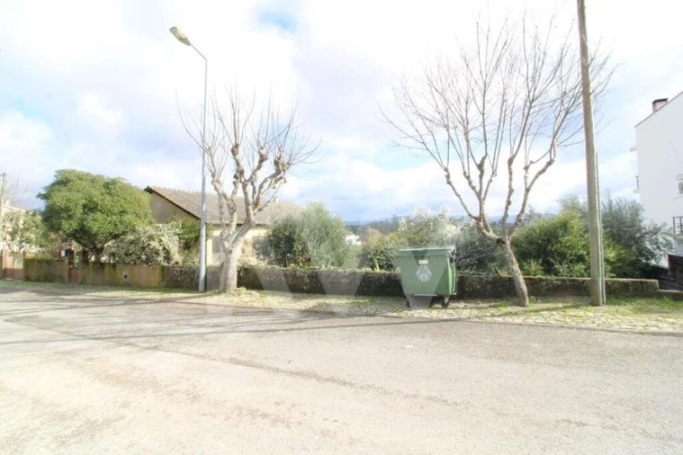 Terreno para Venda em Soure Foto 8