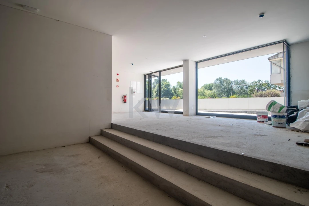 Loja para Venda em Rio Tinto Foto 3