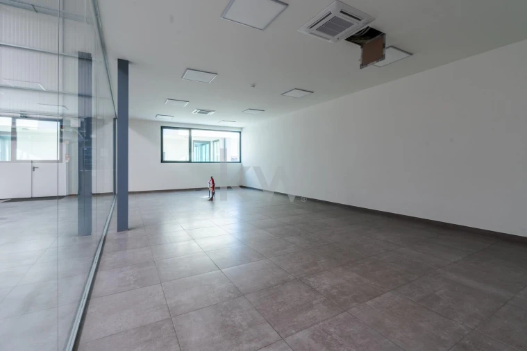 Armazém para Venda em Ovar, São João, Arada e São Vicente de Pereira Jusã Foto 46