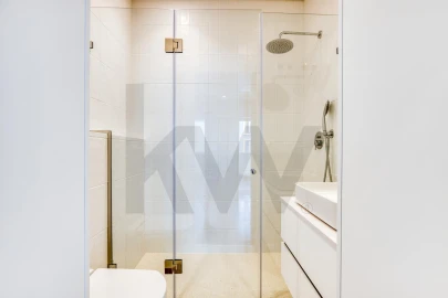 Apartamento T3 para Arrendamento em Arroios
