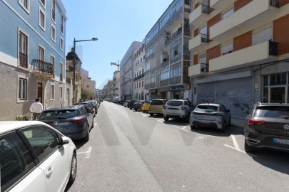 Apartamento T3 para Arrendamento em Arroios