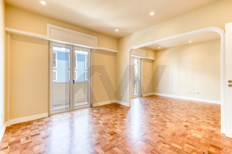 Apartamento T3 para Arrendamento em Arroios Foto 2