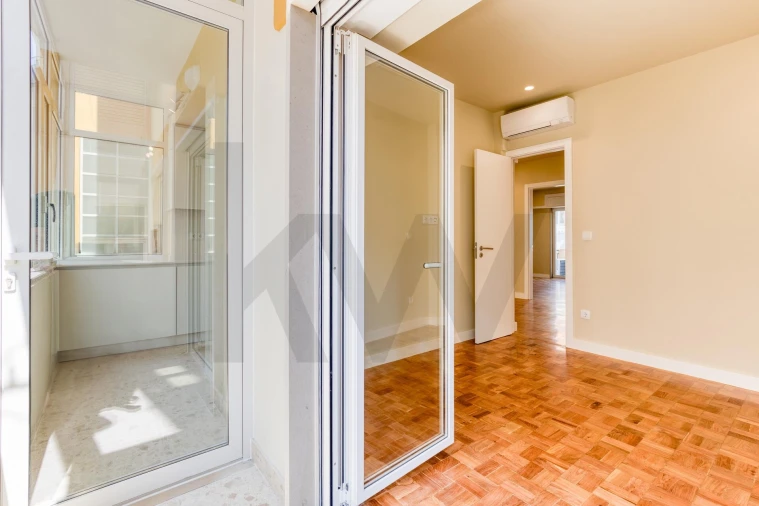 Apartamento T3 para Arrendamento em Arroios Foto 28