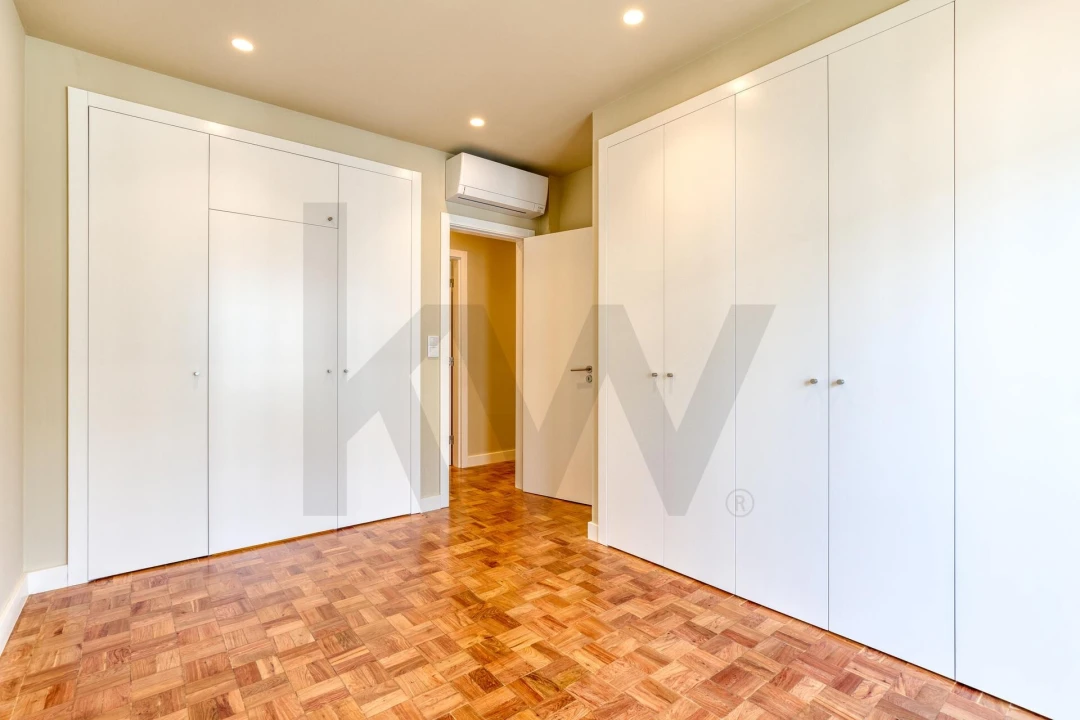 Apartamento T3 para Arrendamento em Arroios Foto 18