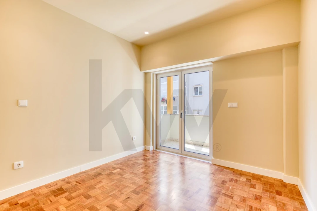 Apartamento T3 para Arrendamento em Arroios Foto 25