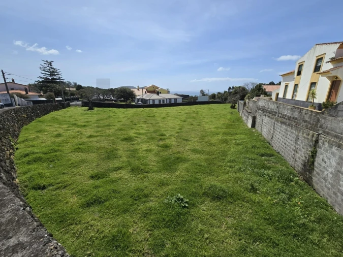 Terreno para Venda em São Mateus da Calheta Foto 10