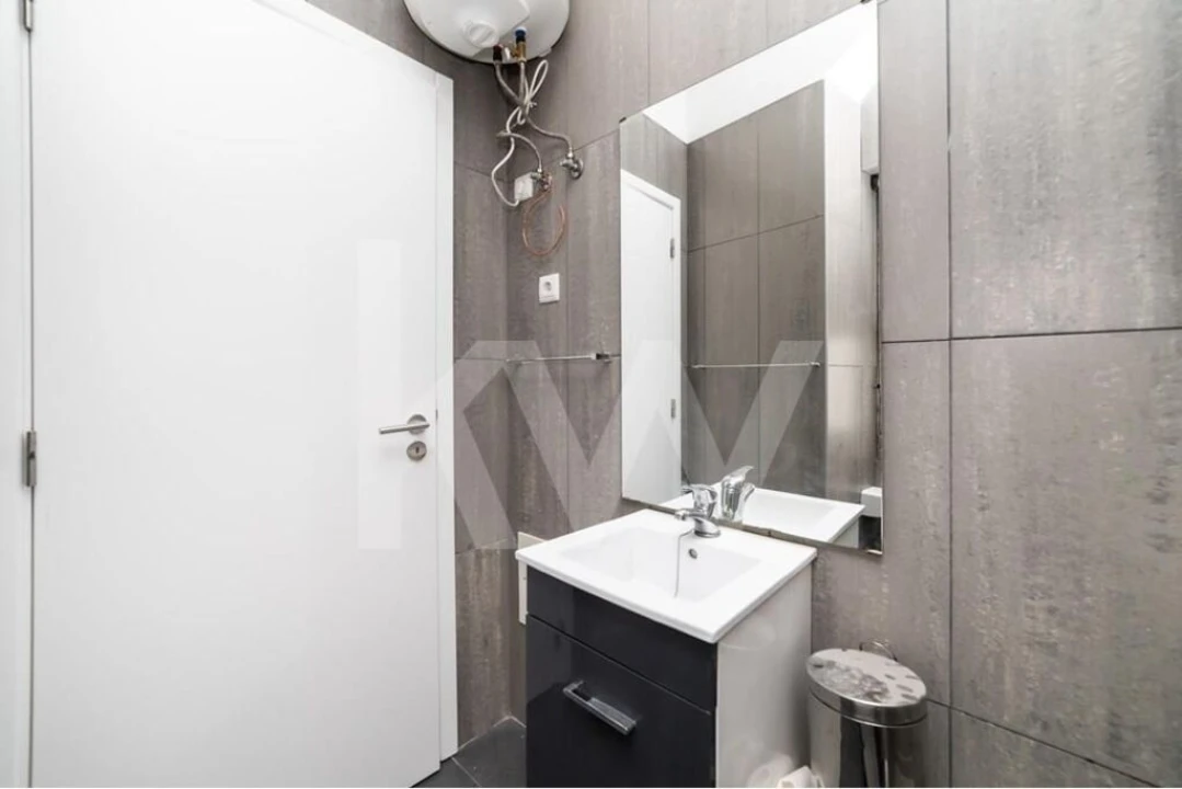 Loja para Venda em São Martinho do Bispo e Ribeira de Frades Foto 16