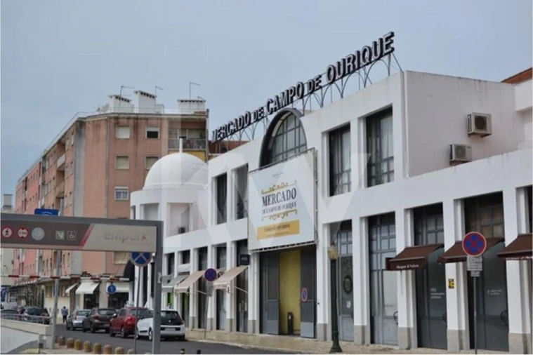 Prédio para Venda em Campo de Ourique Foto 9