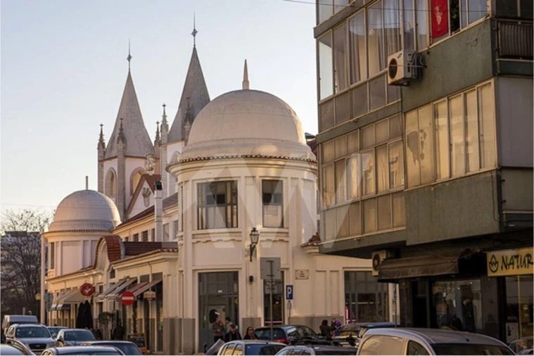 Prédio para Venda em Campo de Ourique Foto 10